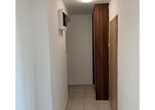 Ponúkame NA PRENÁJOM 3 izbový byt v Zemianskej Olči.