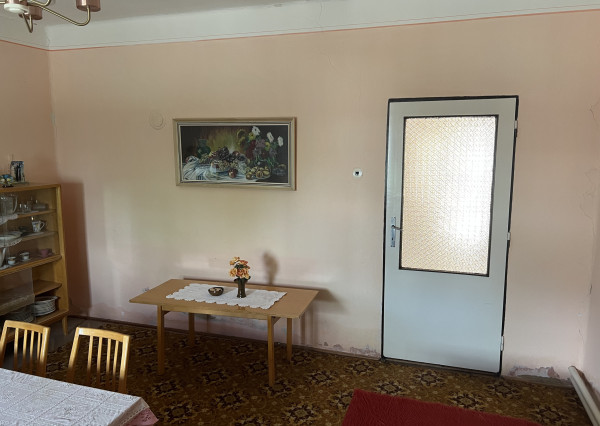 FINREAL exkluzívne ponúka NA PREDAJ rodinný dom v obci Búč