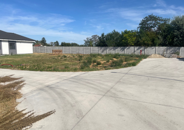 ELADÓ: 502 m²-es építési telek (A1) Nemesócsán!