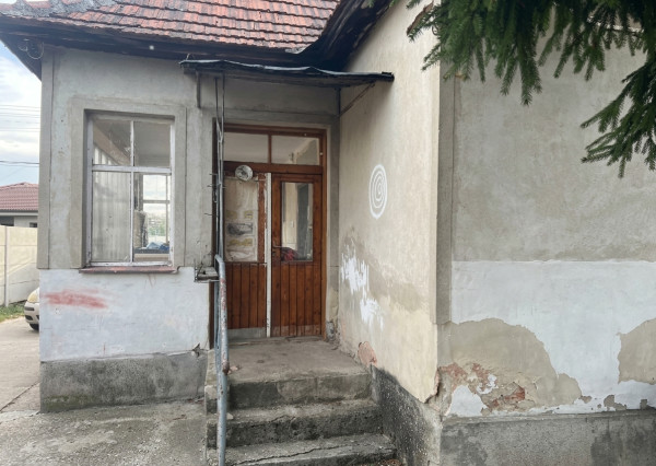 FINREAL exkluzívan ELADÁSRA kínál egy családi házat Komjáton