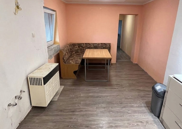 FINREAL exkluzívan ELADÁSRA kínál egy családi házat Komjáton