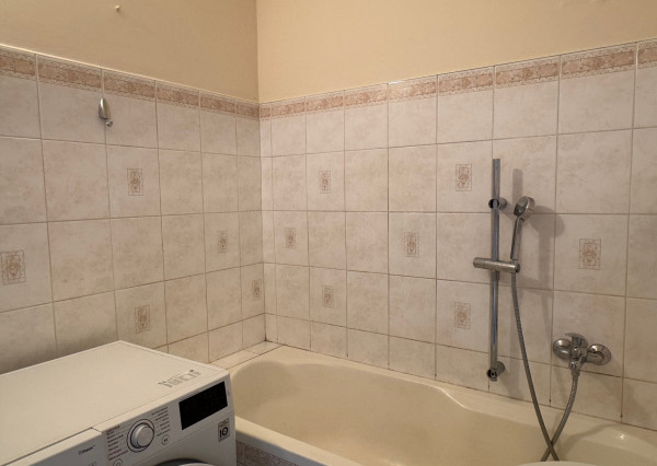 Ponúkame pre Vás NA PREDAJ 3 izbový byt v Kolárove!