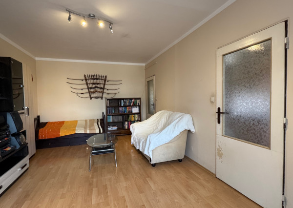 Ponúkame pre Vás NA PREDAJ 3 izbový byt v Kolárove!