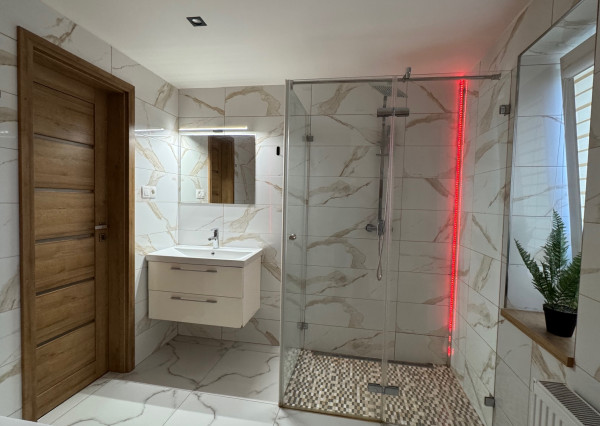 Ponúkame NA PRENÁJOM 2 izbový byt v Komárne!