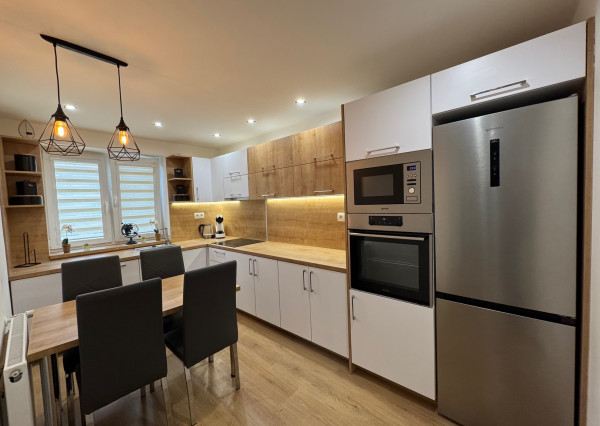 Ponúkame NA PRENÁJOM 2 izbový byt v Komárne!