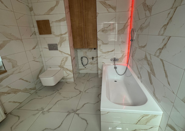 Ponúkame NA PRENÁJOM 2 izbový byt v Komárne!