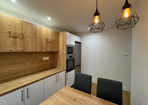 Ponúkame NA PRENÁJOM 2 izbový byt v Komárne!