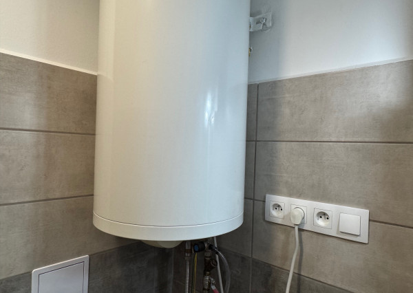 NA PRENÁJOM 3 izbový byt + garáž v Hurbanove!