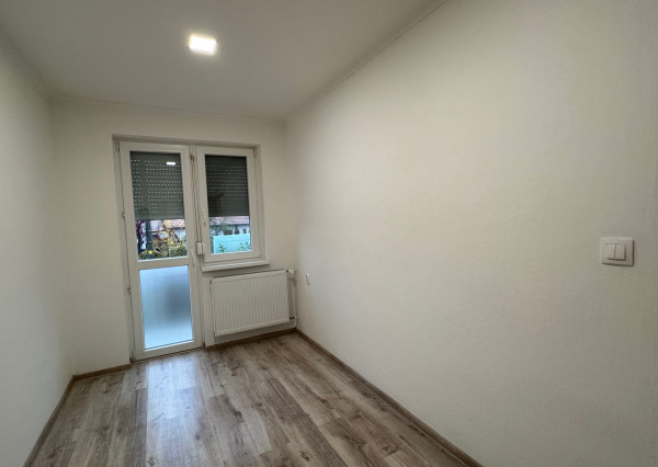 NA PRENÁJOM 3 izbový byt + garáž v Hurbanove!