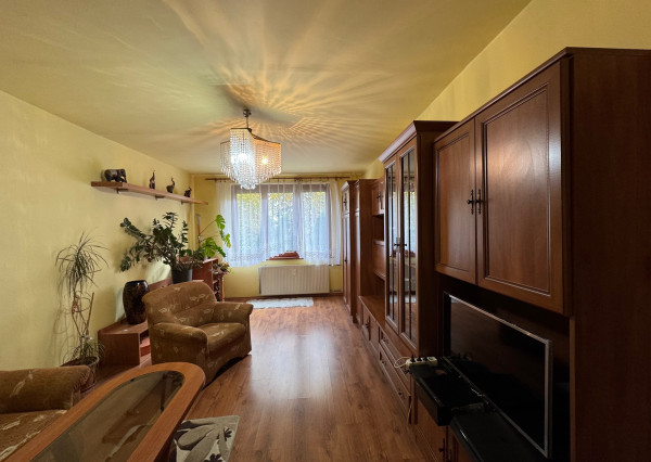 Ponúkame pre Vás NA PREDAJ 3 izbový byt v Kolárove!