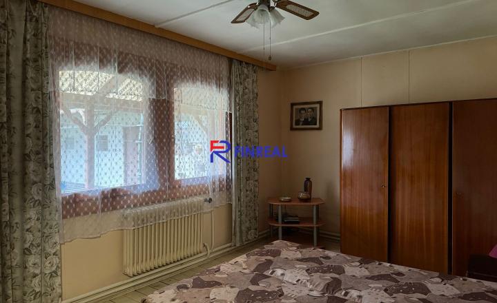 FINREAL s.r.o. ponúka rodinný dom v Kolárove ! - fotografia 14