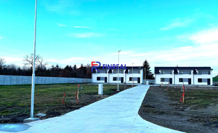 NA PREDAJ - stavebný pozemok B1 - 736m2 v Zemianskej Olči ! - fotografia 3