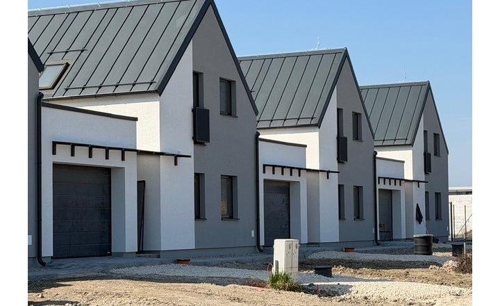 FINREAL s.r.o. Vám ponúka na PREDAJ rodinný dom v Kolárove! - fotografia 36