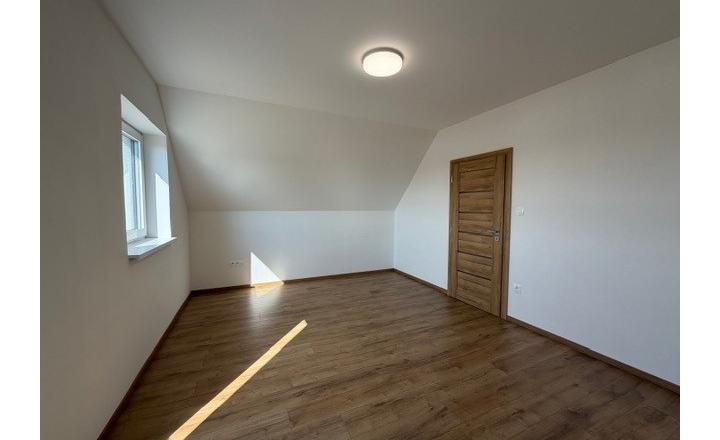 FINREAL s.r.o. Vám ponúka na PREDAJ rodinný dom v Kolárove! - fotografia 19