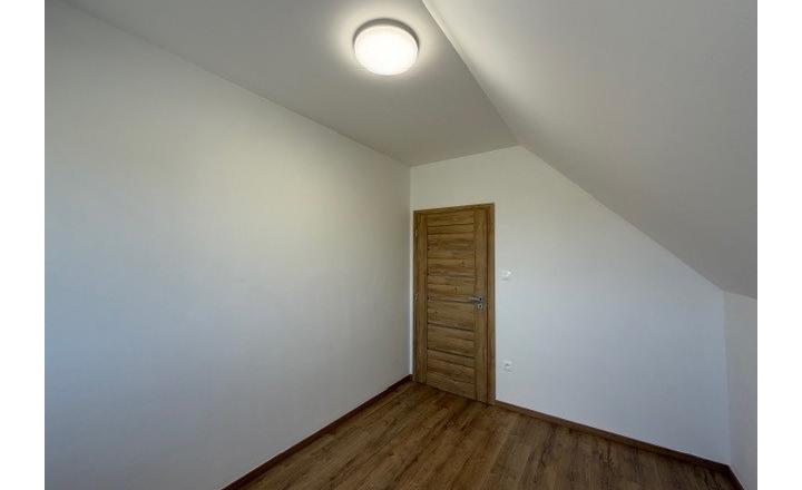 FINREAL s.r.o. Vám ponúka na PREDAJ rodinný dom v Kolárove! - fotografia 21