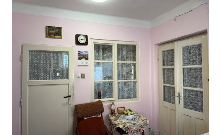 Ponúkame pre Vás NA PREDAJ rodinný dom v Kolárove ! - fotografia 10