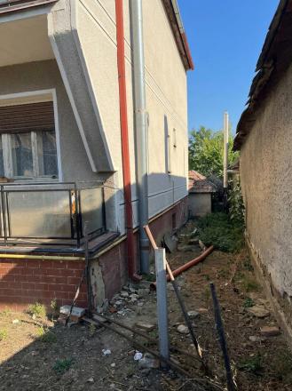 NA PREDAJ: 2 rodinné domy v cene jedného v Novej Vieske! - fotografia 7