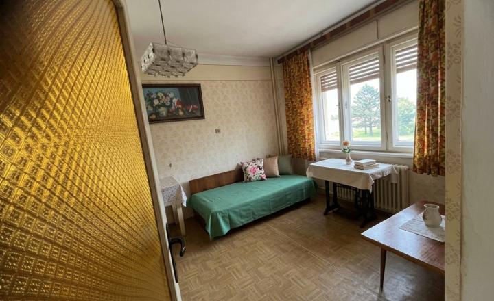 NA PREDAJ: 2 rodinné domy v cene jedného v Novej Vieske! - fotografia 13