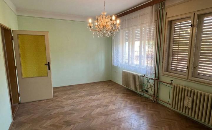 NA PREDAJ: 2 rodinné domy v cene jedného v Novej Vieske! - fotografia 18