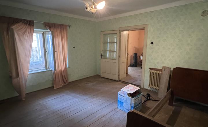 NA PREDAJ: 2 rodinné domy v cene jedného v Novej Vieske! - fotografia 35