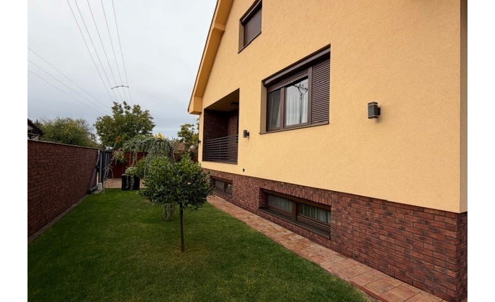 FINREAL Ponúka NA PREDAJ rodinný dom v Zemianskej Olči ! - fotografia 6