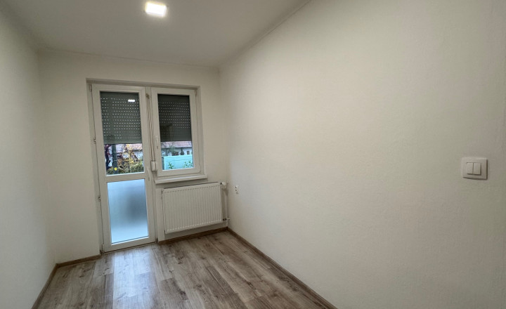 NA PREDAJ 3 izbový zrekonštruovaný byt + garáž v Hurbanove! - fotografia 13