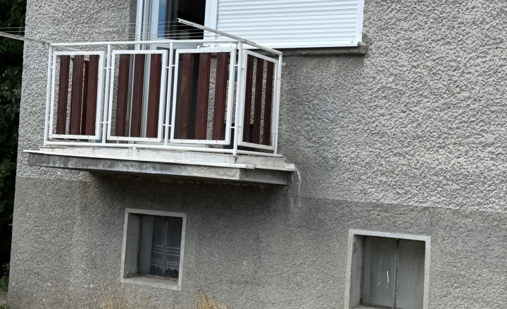 NA PREDAJ 3 izbový zrekonštruovaný byt + garáž v Hurbanove! - fotografia 20