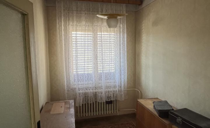 NA PREDAJ: 2 rodinné domy v cene jedného v Novej Vieske! - fotografia 26