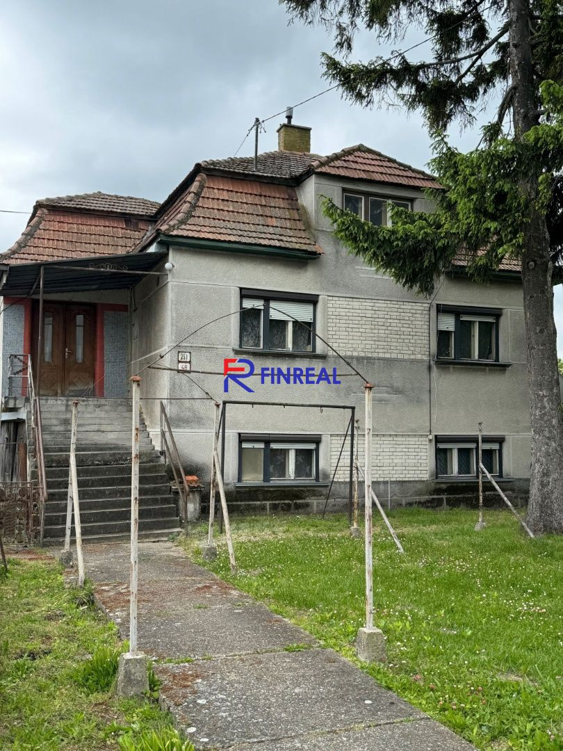 NA PREDAJ-rodinný dom v Komárne-Nová Stráž !