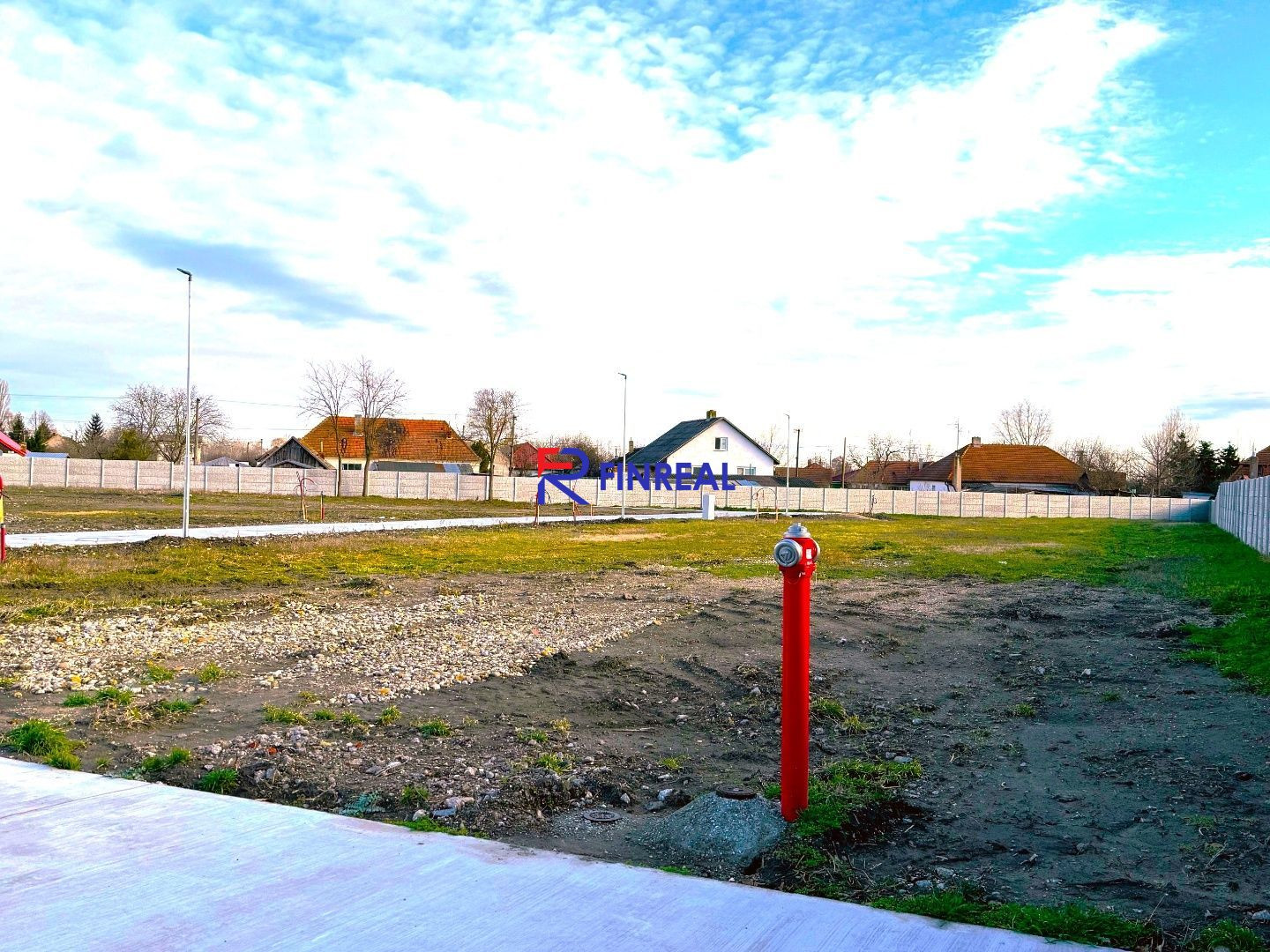 NA PREDAJ stavebný pozemok A1 - 502m2 v Zemianskej Olči!