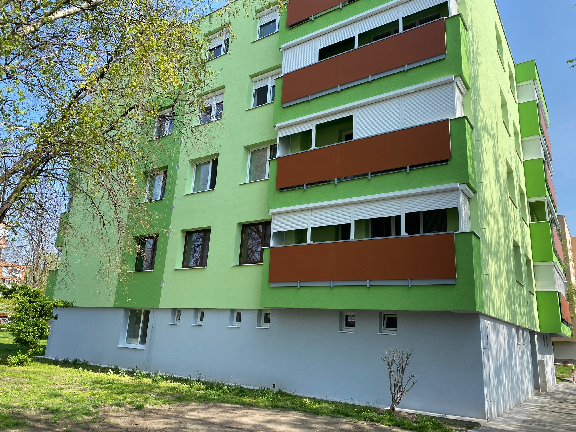 NA PRENÁJOM - 2 izbový byt v Kolárove !