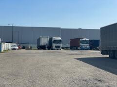 PRENÁJOM-Administratívna budova+rozľahlá parkovacia plocha!