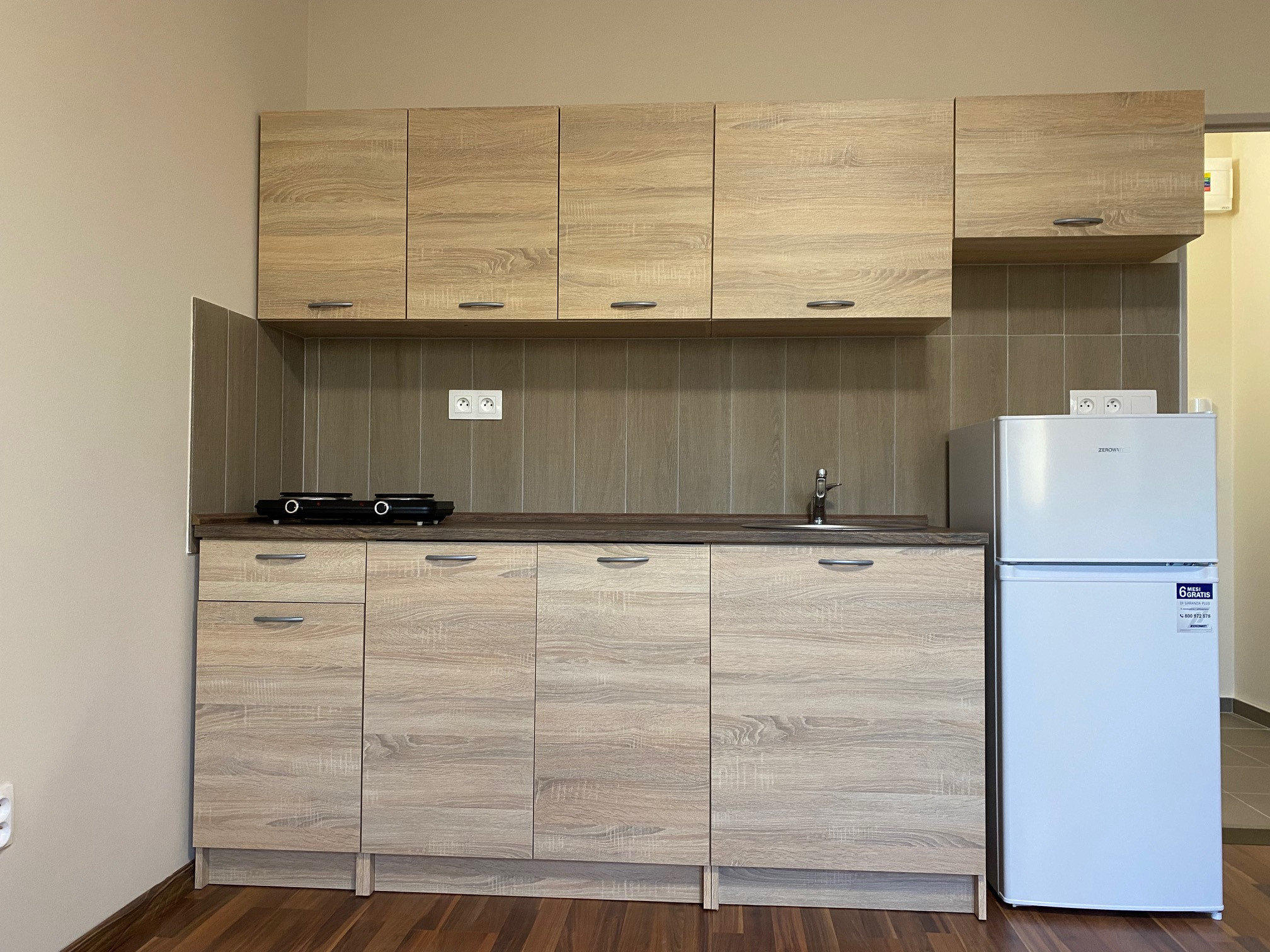 Ponúkame na Vás na PRENÁJOM garzónku v Kolárove!