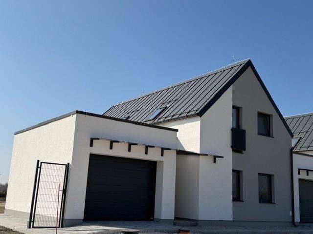 FINREAL s.r.o. Vám ponúka na PREDAJ rodinný dom v Kolárove!