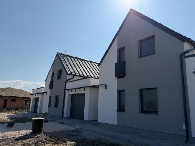 FINREAL s.r.o. Vám ponúka na PREDAJ rodinný dom v Kolárove!