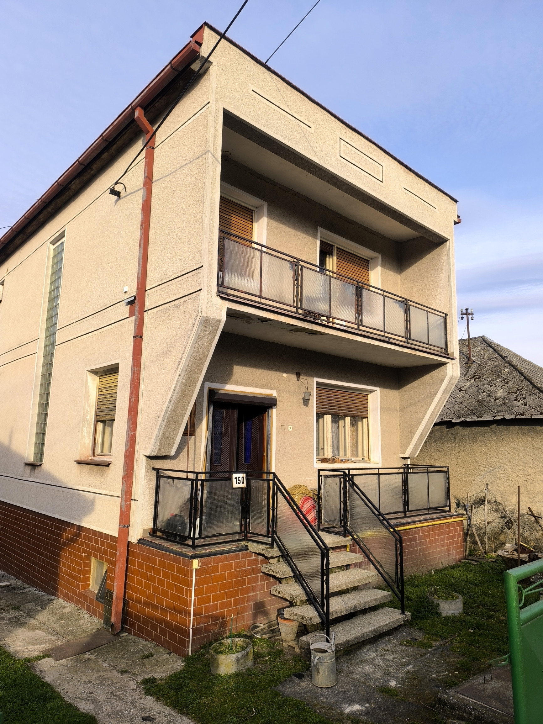 Ponúkame NA PREDAJ rodinný dom v obci Nová Vieska !