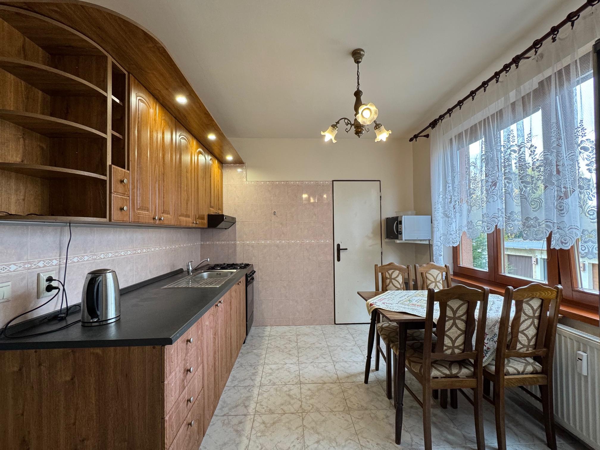 Ponúkame pre Vás NA PREDAJ 3 izbový byt v Kolárove!